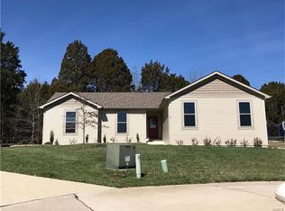 101 Spruce Ct, Union, MO 63084