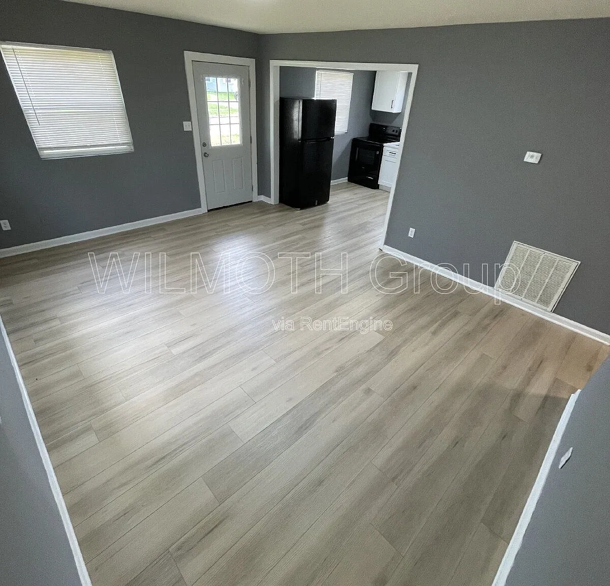 2 bed, 1.0 bath, 816 sqft, $845 — Photo 3