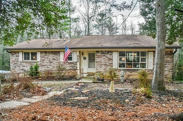 1st image of 303 Colony Ln