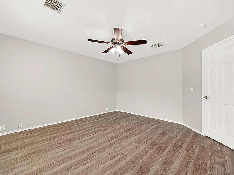 15007 Sugar Sands Dr — Photo 35
