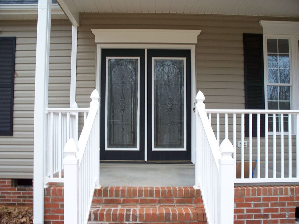 2nd image of 2994 Wesley Farm Dr