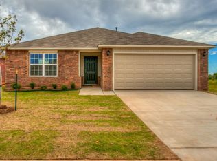 10620 SW 23rd St, Yukon, OK 73099