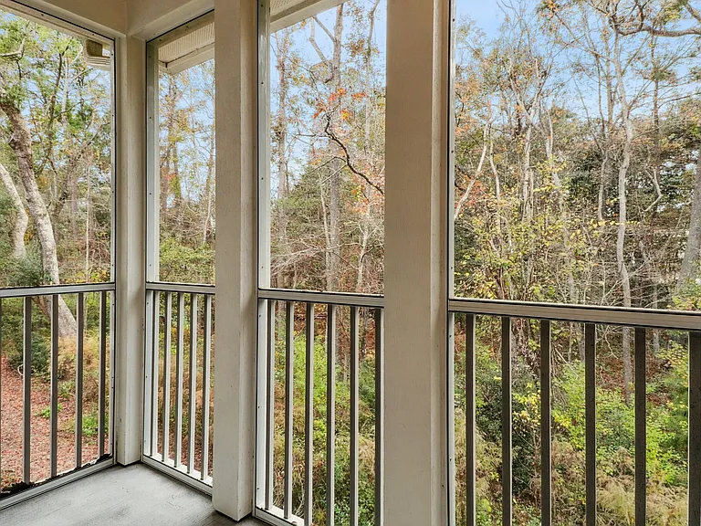Broad River Village Apartment Homes — Photo 24