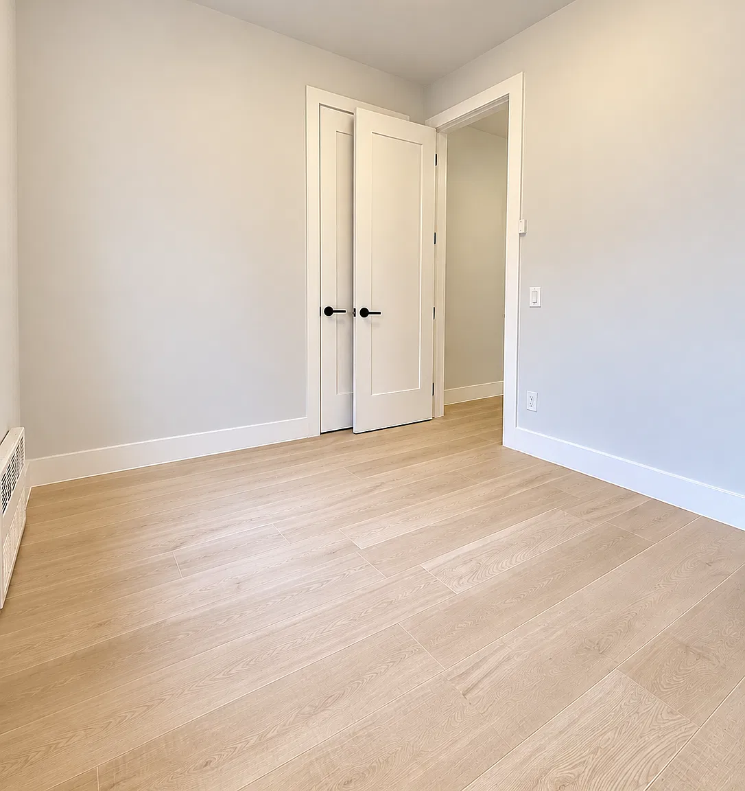 442 East 75th Street — Photo 3