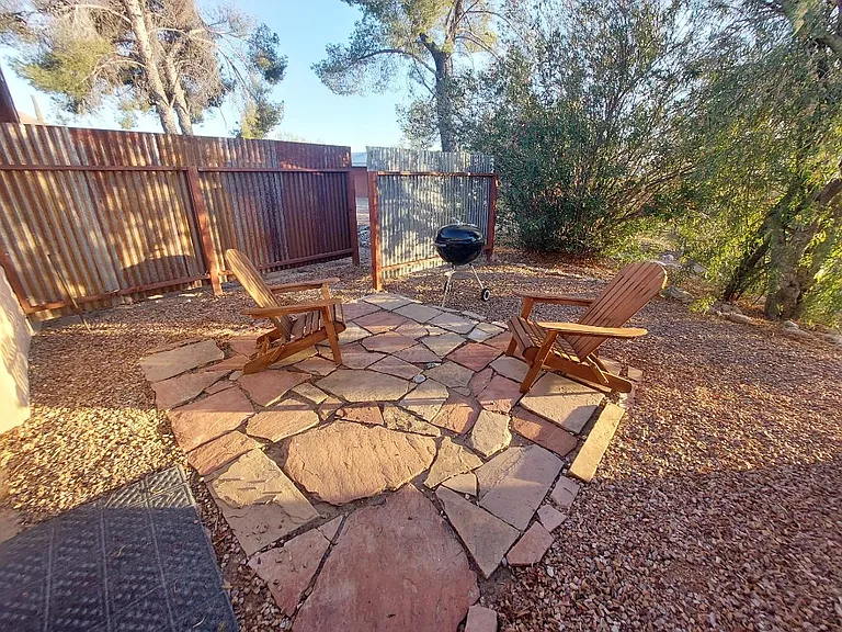 N Canyon Dr — Photo 11