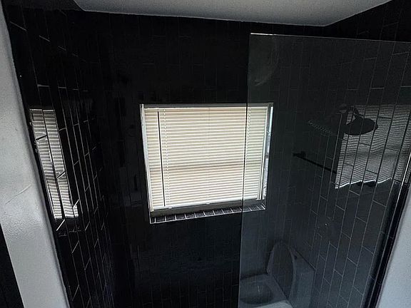 2nd image of 2535 Burnet Ave APT 7