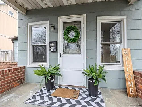 23 Pleasant Ave Photo 1