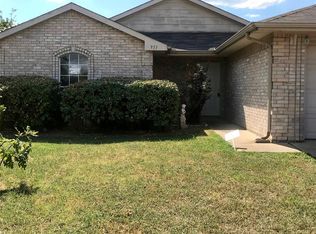 911 Algonquin Dr, Dallas, TX 75217