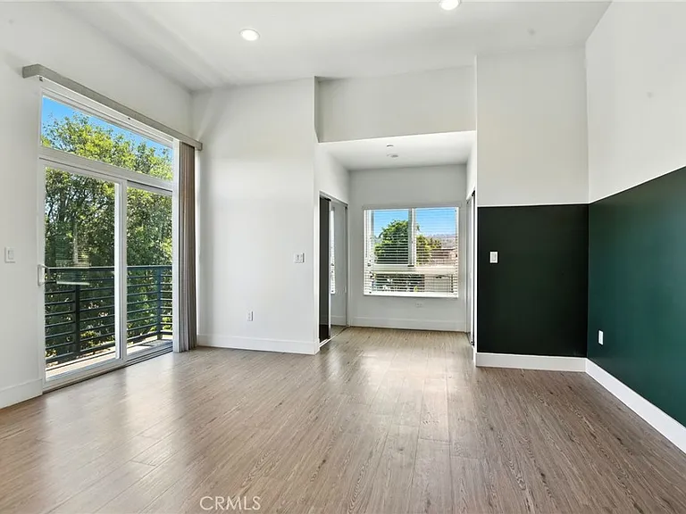 4461 Tujunga Ave #101 — Photo 16