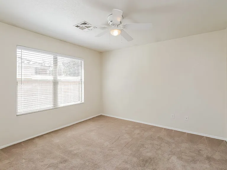 2200 E Spruce Dr — Photo 9
