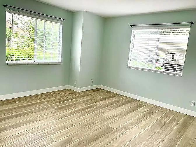 3 bed, $1,935 — Photo 4
