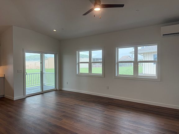 Living room space with lanai and split ac