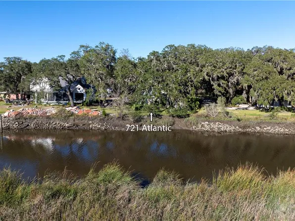 721 Atlantic Dr, Saint Simons Island, GA 31522