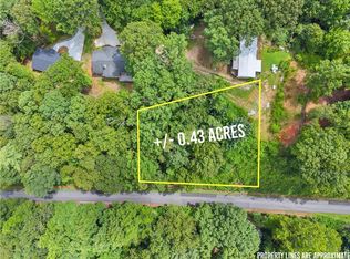 6317 Falcon Ln, Gainesville, GA 30506