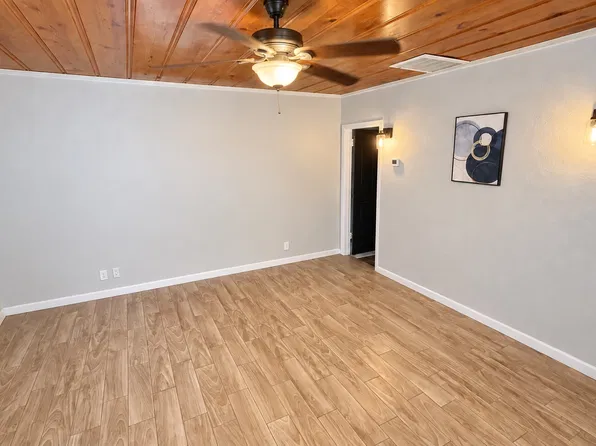 8838 N 2nd St #3, Phoenix, AZ 85020