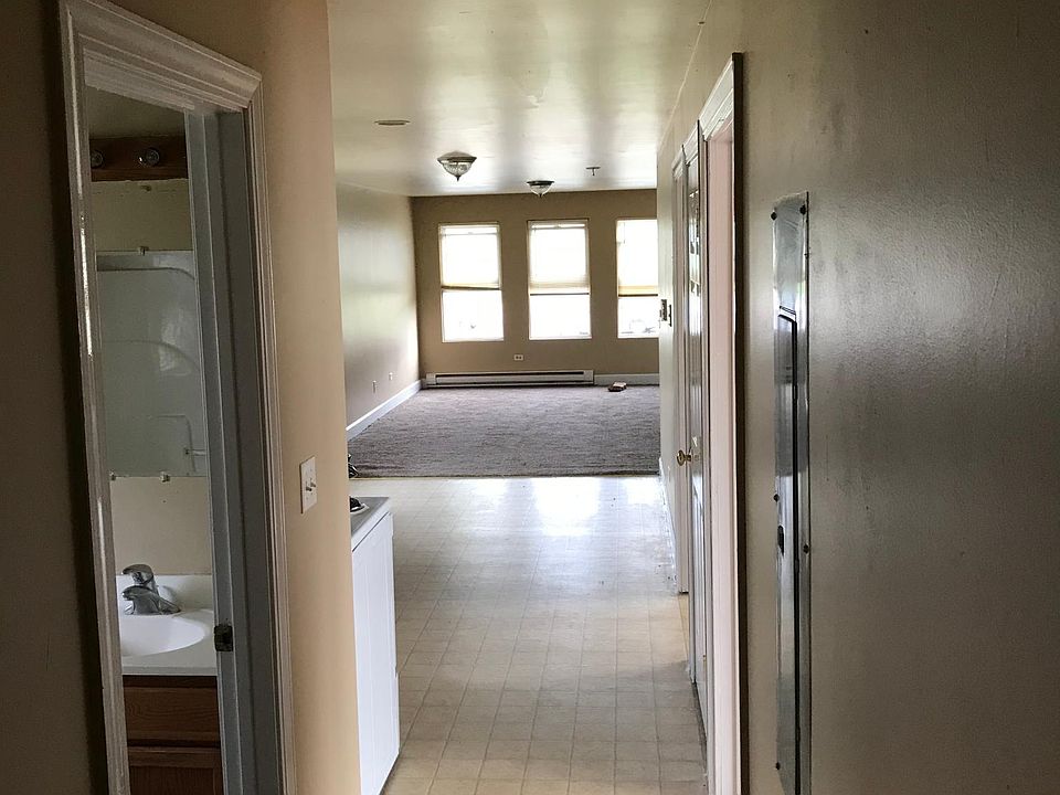 1st image of 1852 Marlboro Ln #1852-unit