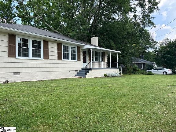 4th image of 51 Holmes Dr