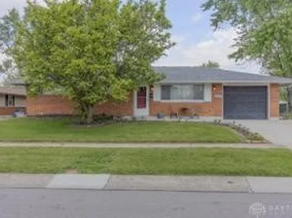 6654 Helwig Dr, Huber Heights, OH 45424