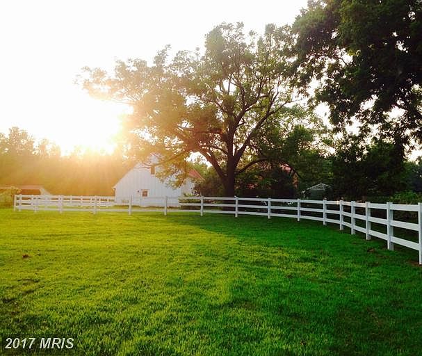 8209 Surry Rd, Fredericksburg, VA 22407 Zillow