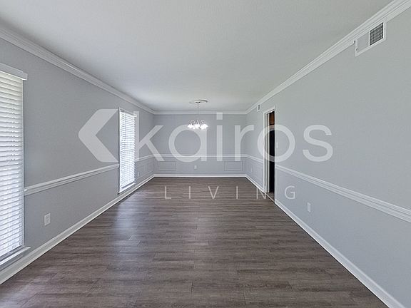 2nd image of 2657 Old Orchard Ln