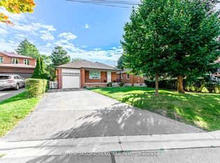 19 Tobruk Cres #BASEMENT, Toronto, ON M2M 3B3