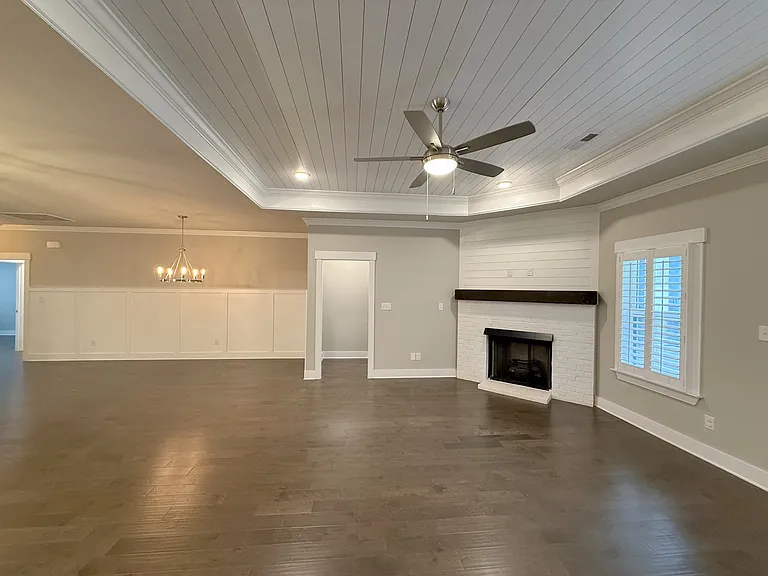 408 Raleigh Elm Dr — Photo 11