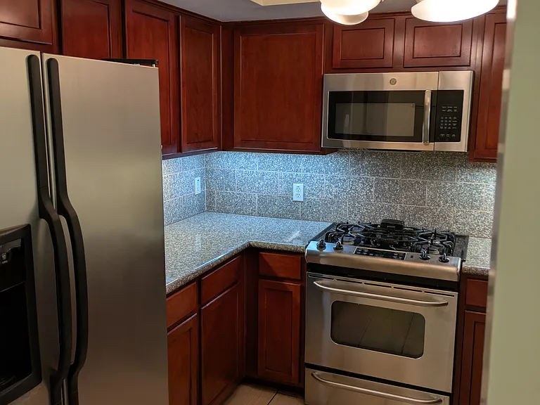 11551 Santa Monica Blvd #200 — Photo 4