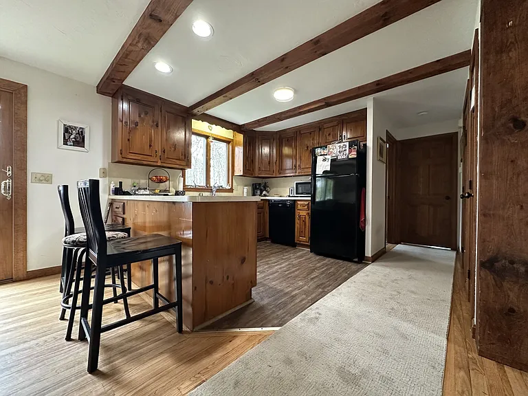 Pine View Dr — Photo 13
