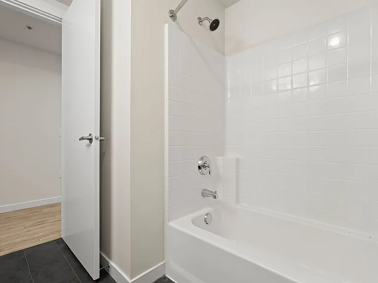 Contour Apartments — Photo 47