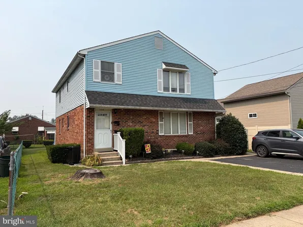233 Mohican St, Lester, PA 19029