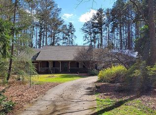 272 Lantern Ridge Ct, Alpharetta, GA 30009