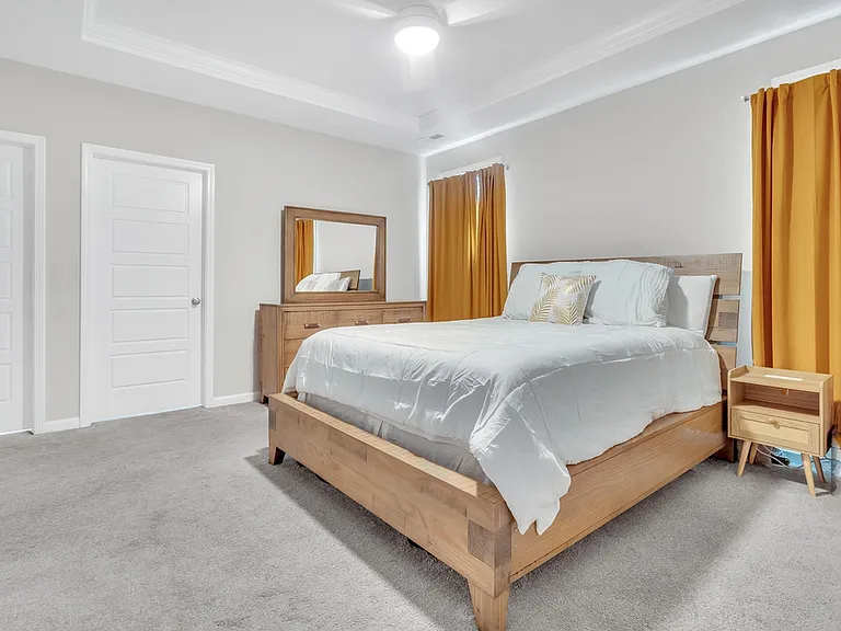 709 Hadstock Path — Photo 6