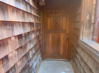 461 Dela Vina Ave APT 206, Monterey, CA