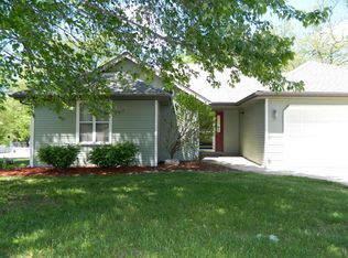 266 Groton St, Hollister, MO 65672