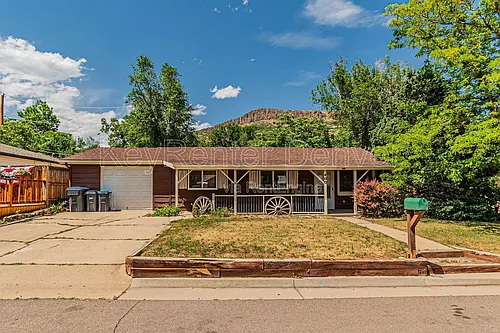 400 Lily Ln Photo 1