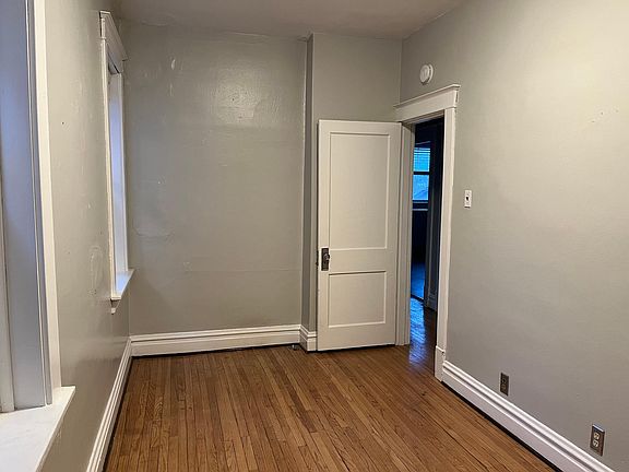 4th image of 4605 Milentz Ave Floor 1