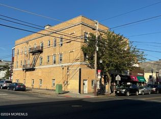 322 Smith St, Perth Amboy, NJ 08861