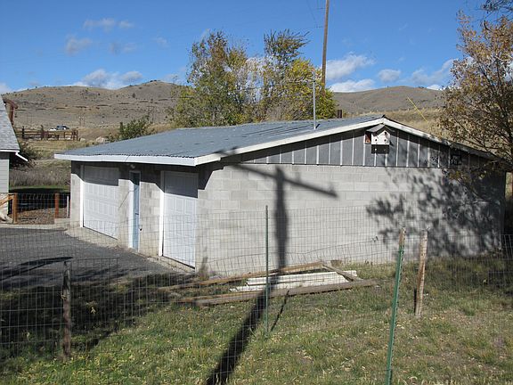 3rd image of 13 Bluebird Ln