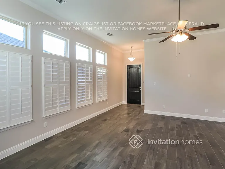 708 Boardwalk Way — Photo 3
