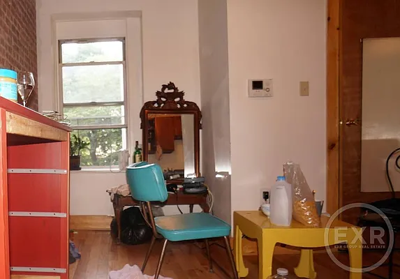 Rented by EXR | media 53