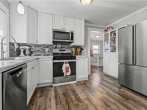 1440 S 41st St, Kansas City, KS 66106