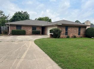 1519 Skyview Dr, Irving, TX 75060