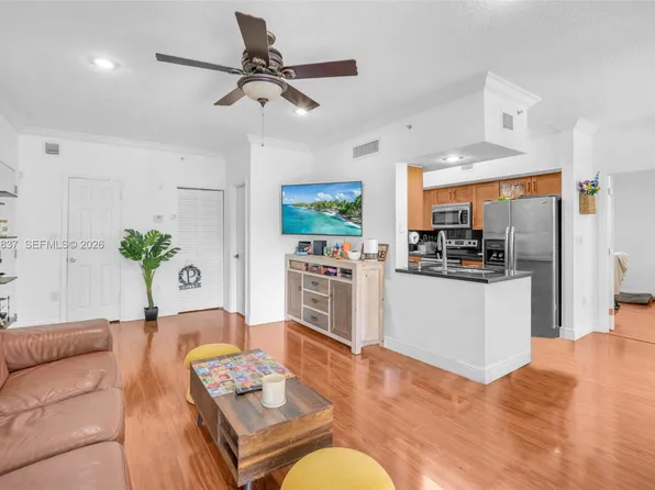 11650 SW 2nd St #16303, Pembroke Pines, FL 33025