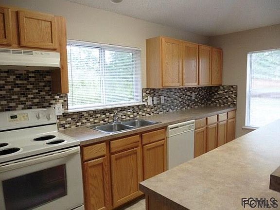 4th image of 25 Russkin Ln