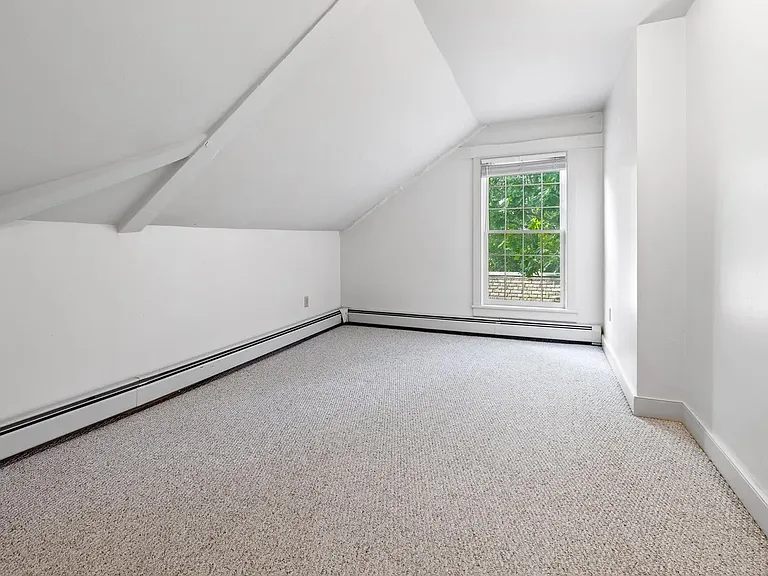 85 Dartmouth College Hwy #203 — Photo 10