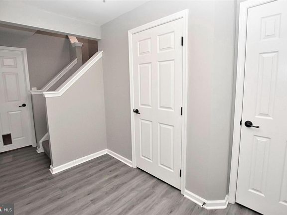 3rd image of 848 Blossom Dr