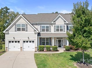 3782 Cragganmore Ct, Charlotte, NC 28215