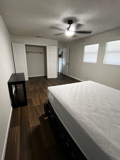1st image of 1421 Lake Shore Dr #8