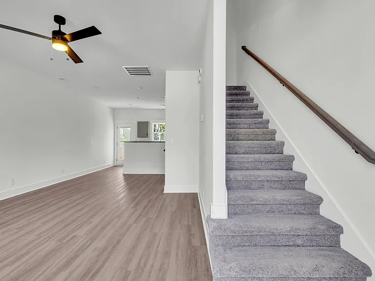 3850 Jockey Dr — Photo 1