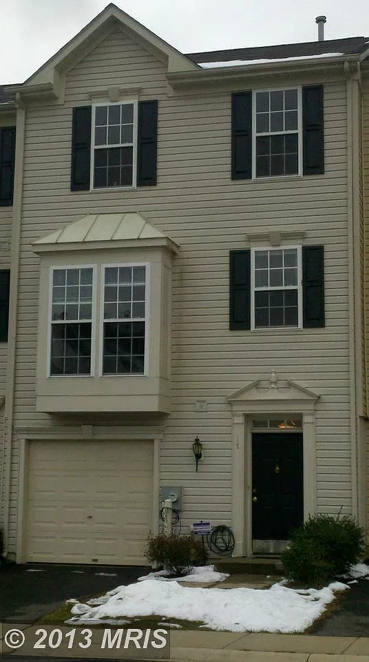 17 Merion Cir photo 1